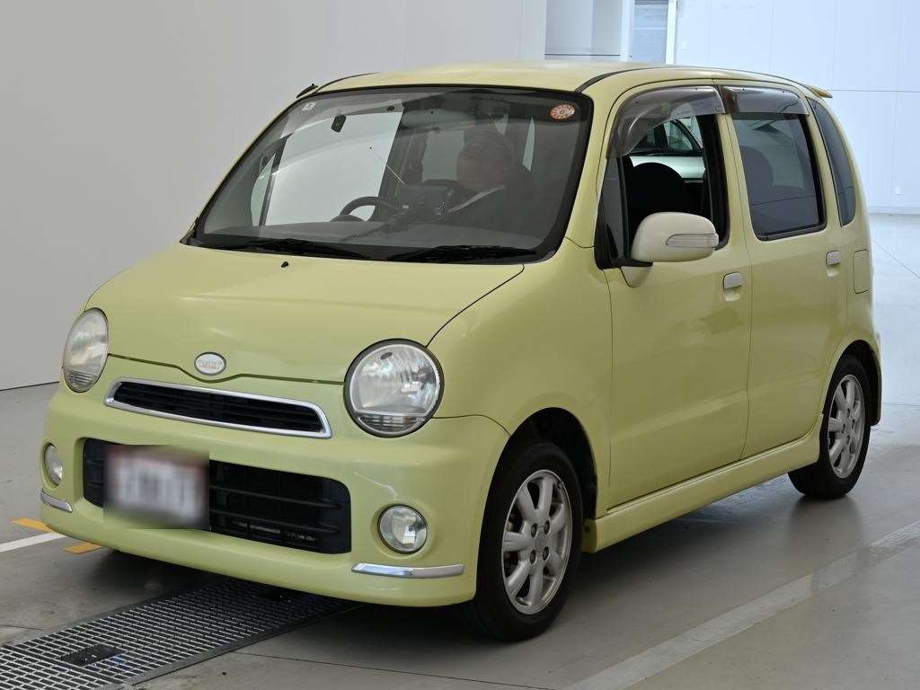 DAIHATSU MOVE LATTE