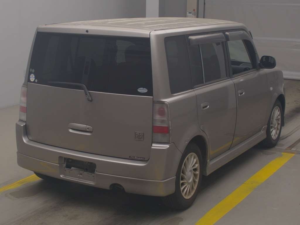 TOYOTA BB