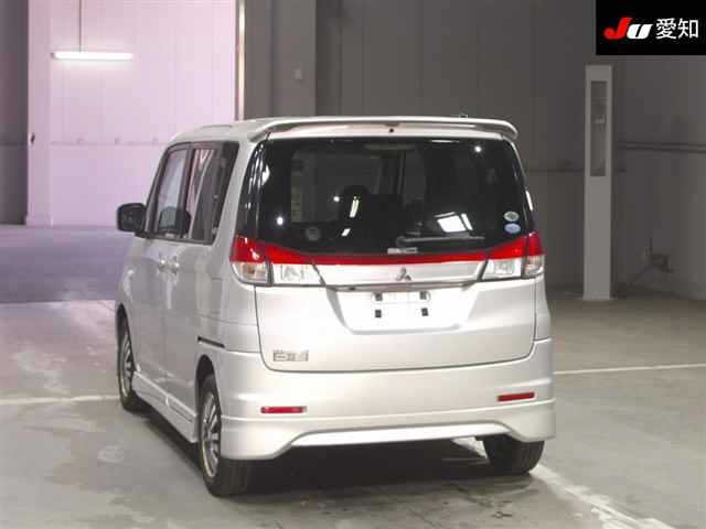 MITSUBISHI DELICA D:2