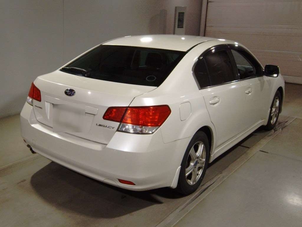 SUBARU LEGACY B4