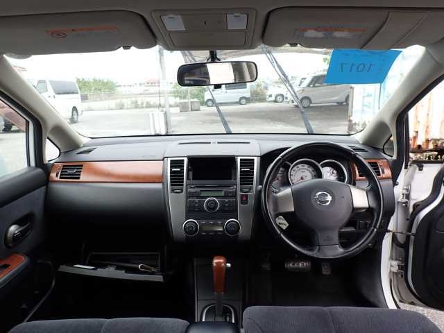 NISSAN TIIDA LATIO