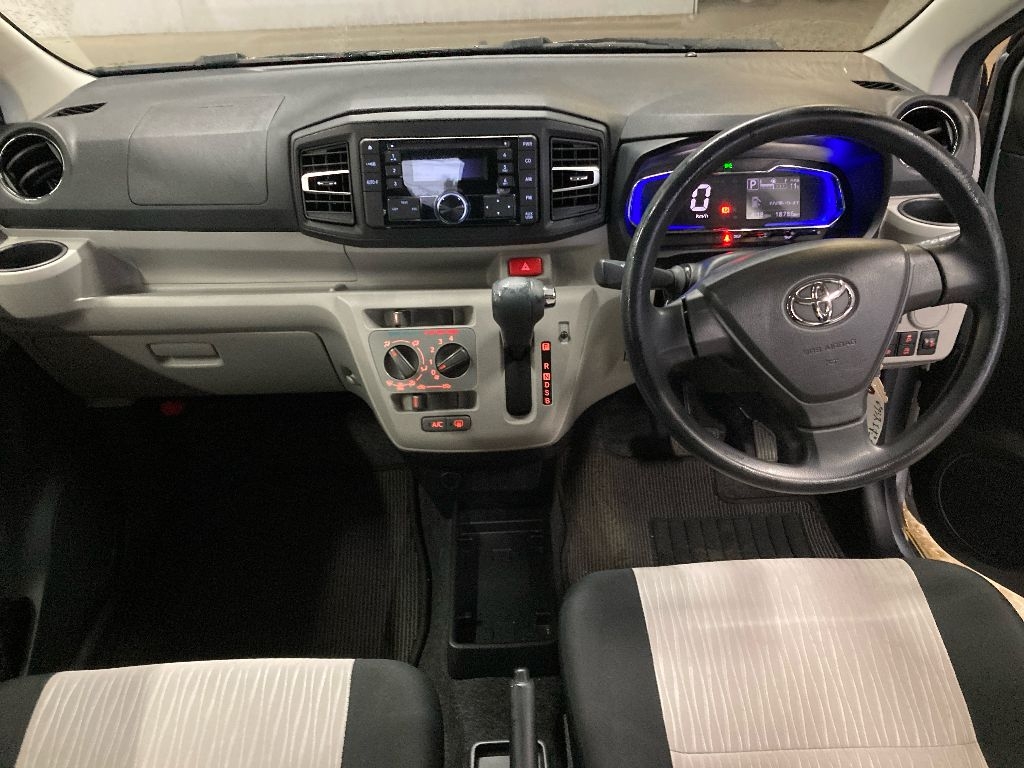 TOYOTA PIXIS EPOCH