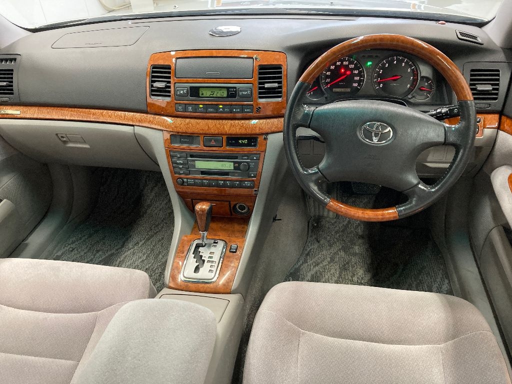 TOYOTA MARK II