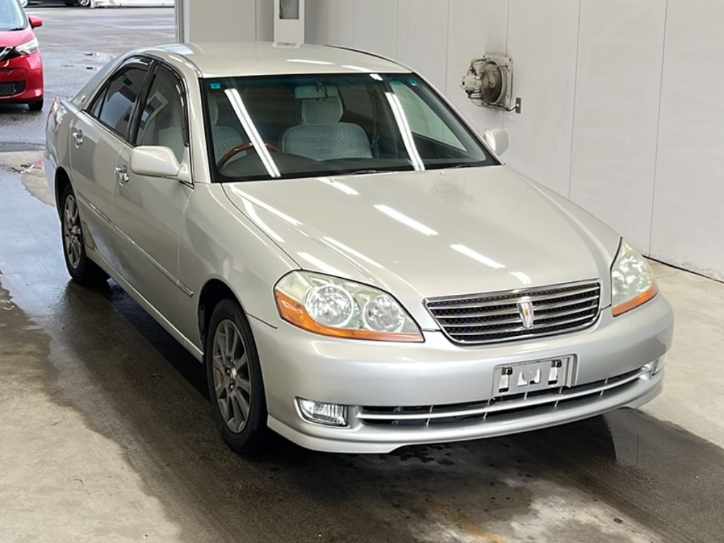 TOYOTA MARK II