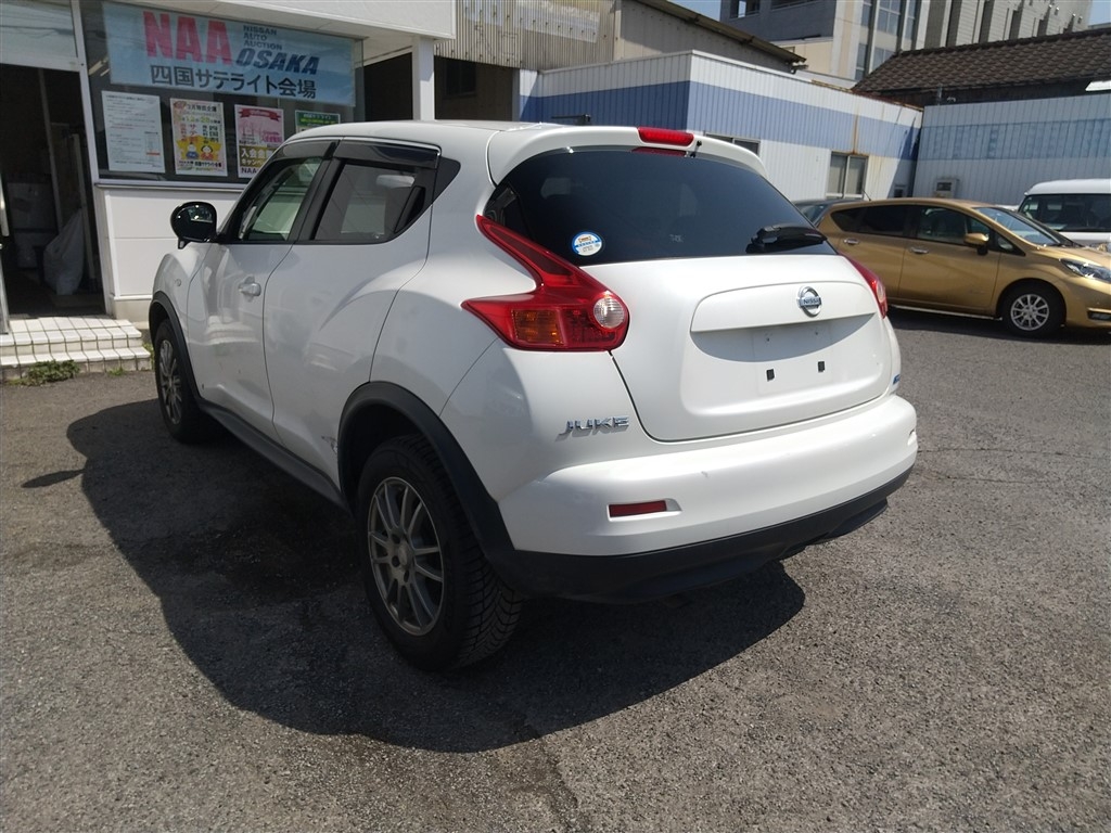 NISSAN JUKE