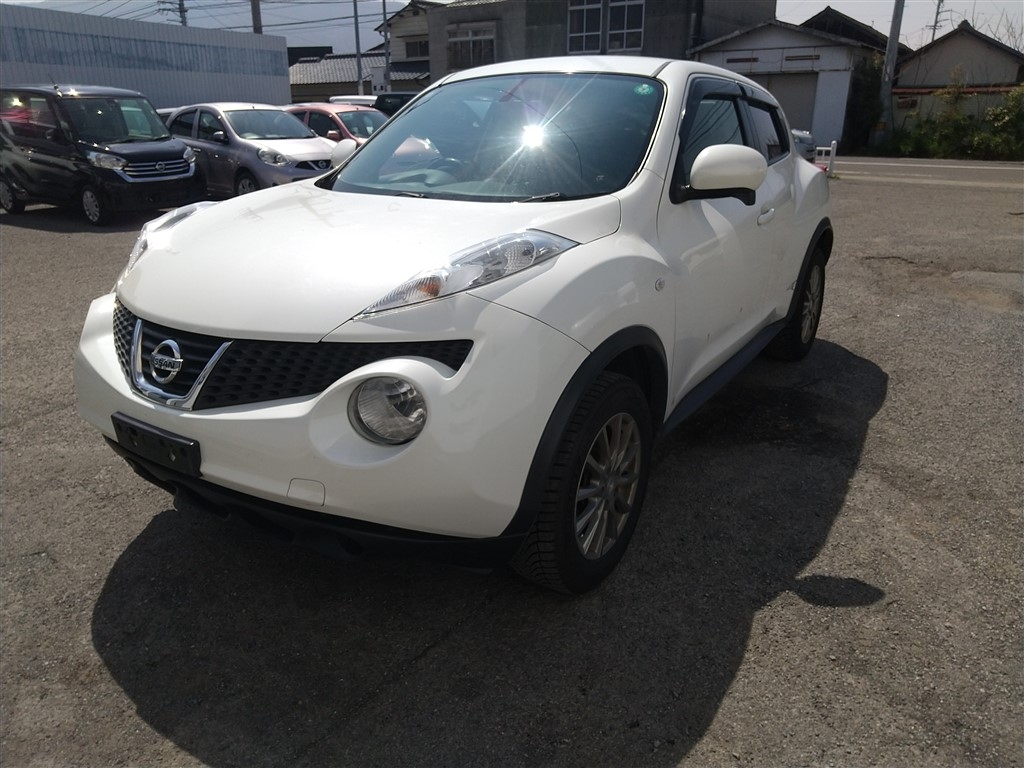 NISSAN JUKE