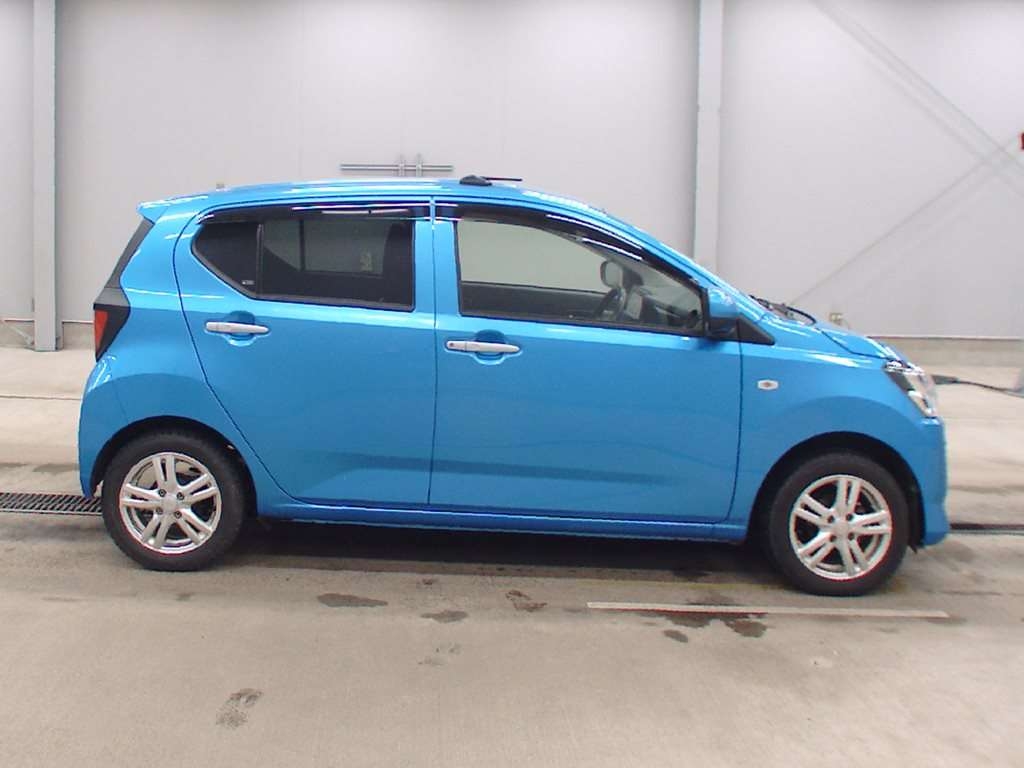 TOYOTA PIXIS EPOCH
