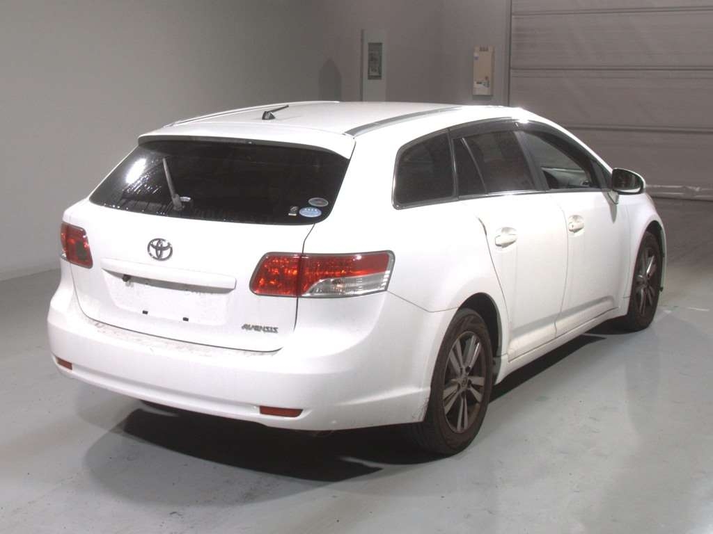 TOYOTA AVENSIS