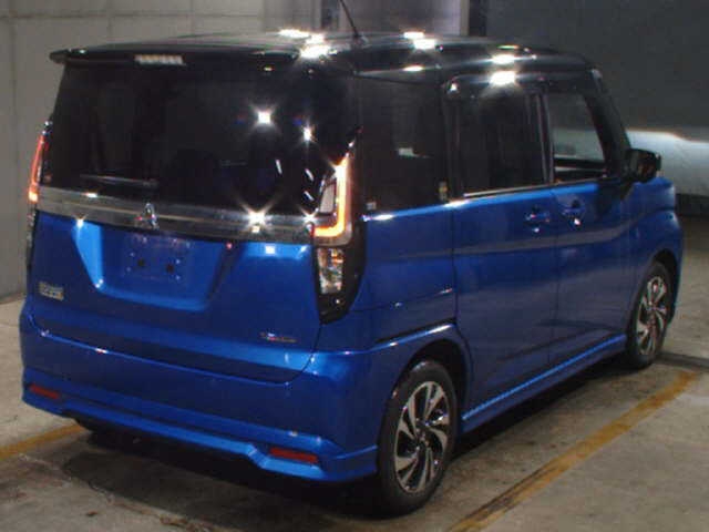 MITSUBISHI DELICA D:2