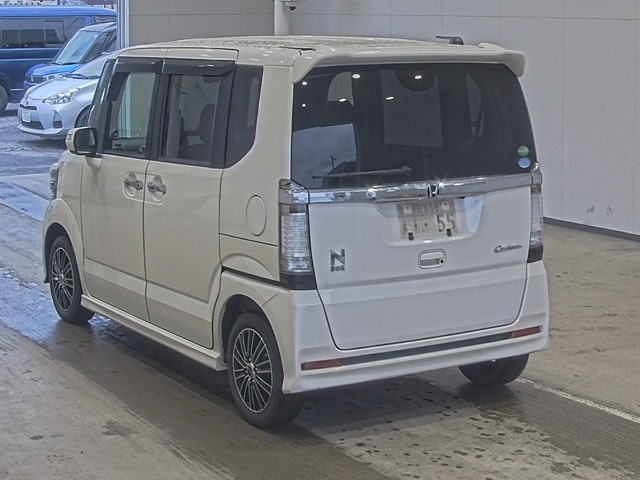 HONDA N-BOX+