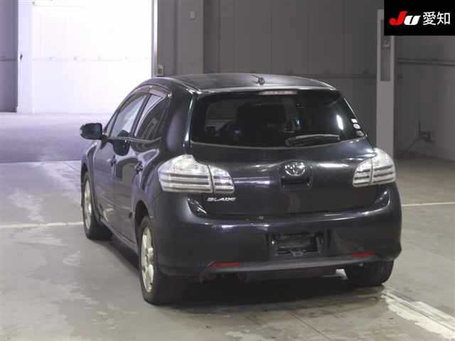 TOYOTA BLADE