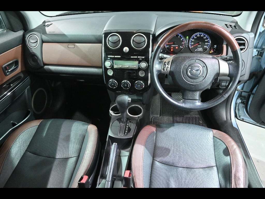 MAZDA VERISA