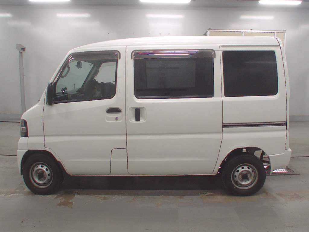 MITSUBISHI MINICAB