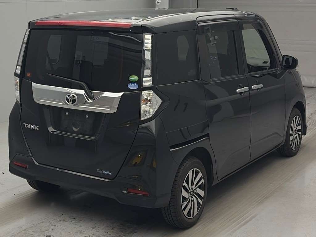 TOYOTA TANK