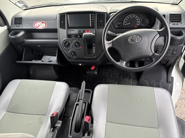 TOYOTA TOWN ACE
