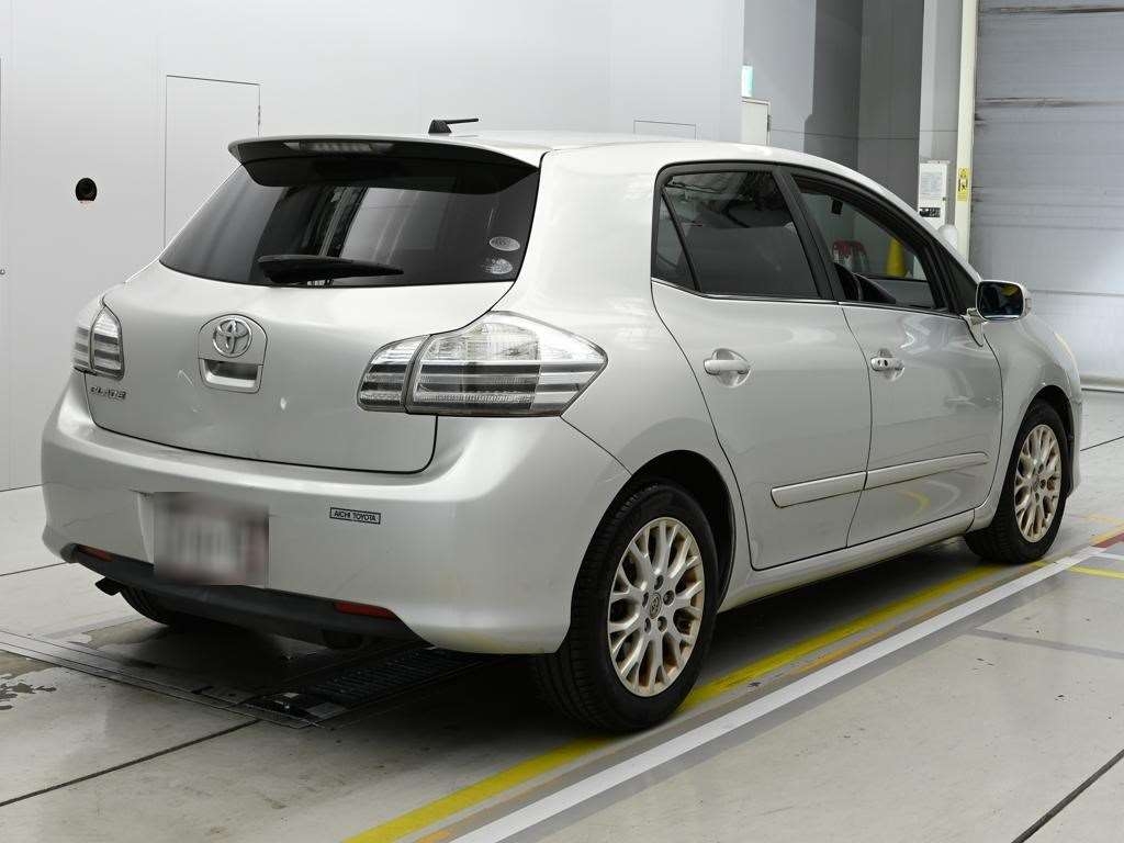 TOYOTA BLADE