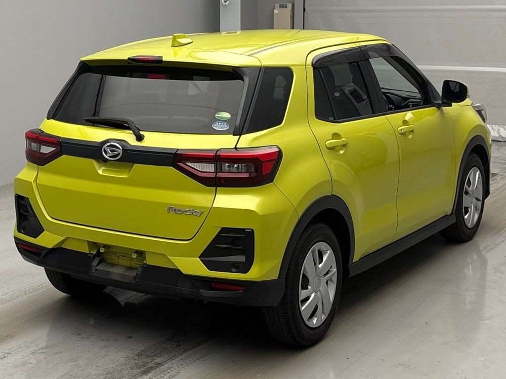 DAIHATSU ROCKY