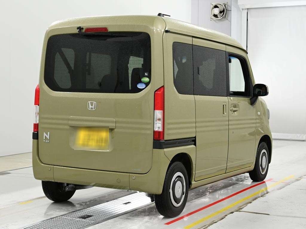 HONDA N-VAN