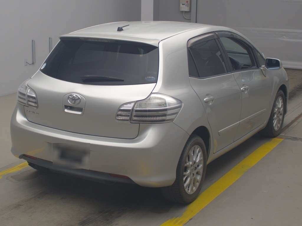 TOYOTA BLADE