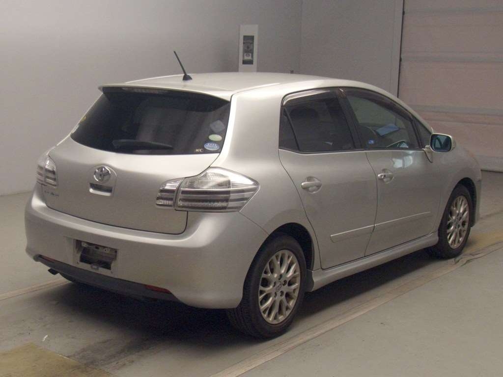 TOYOTA BLADE