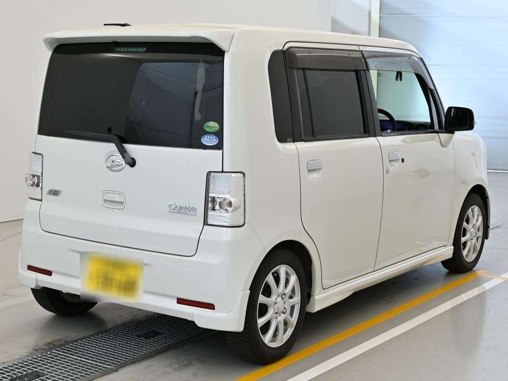 DAIHATSU MOVE CONTE
