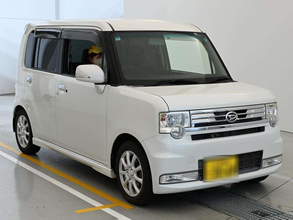 DAIHATSU MOVE CONTE