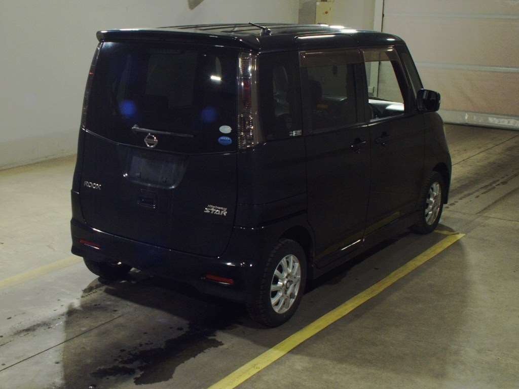 NISSAN ROOX
