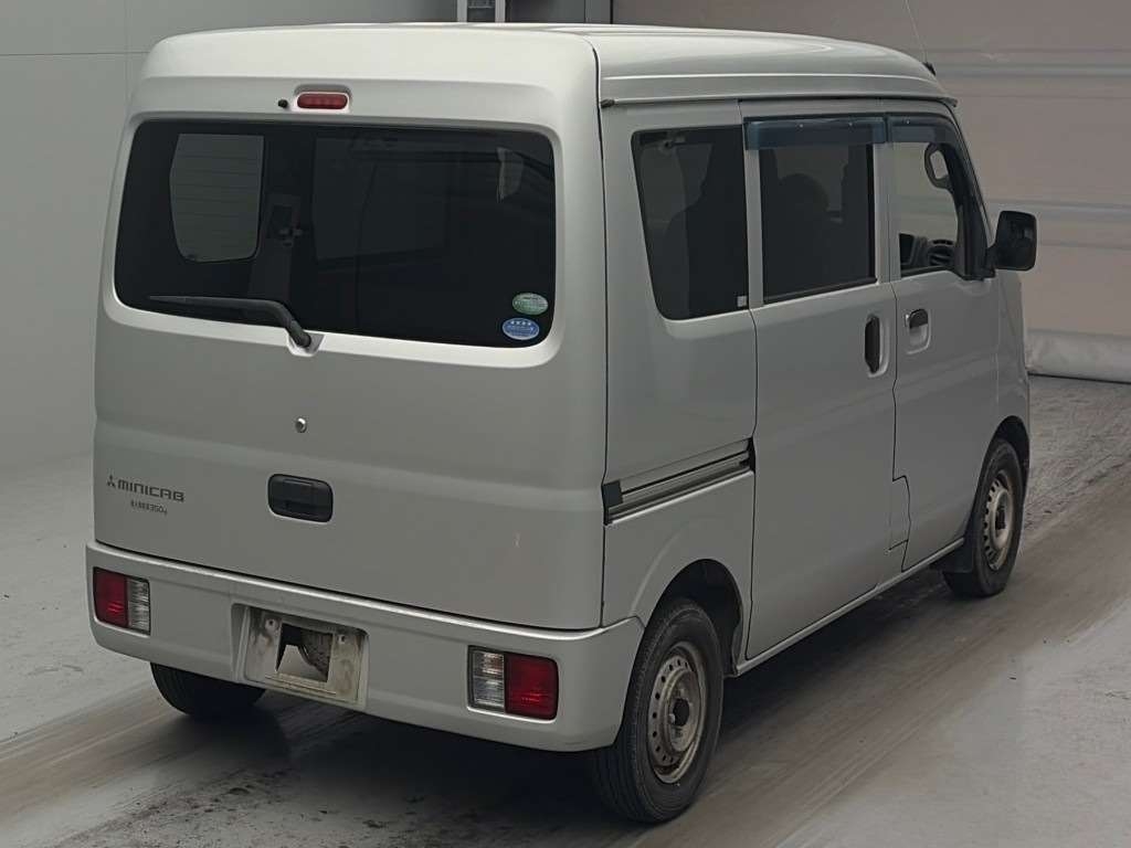 MITSUBISHI MINICAB