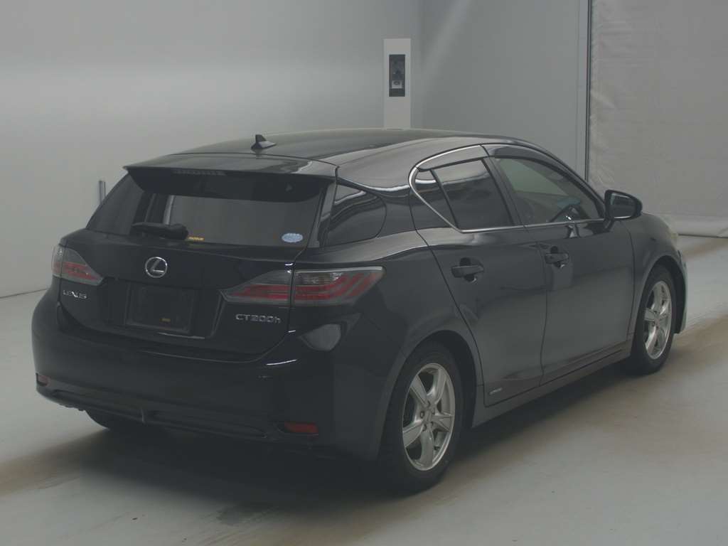 LEXUS CT200H