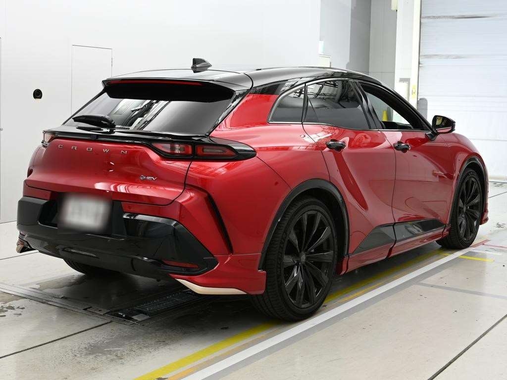 TOYOTA CROWN