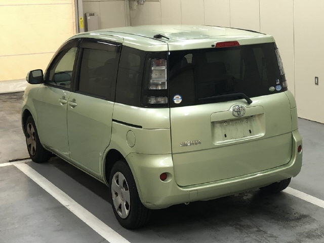TOYOTA SIENTA