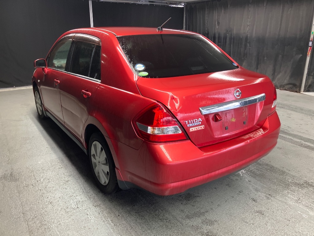 NISSAN TIIDA LATIO