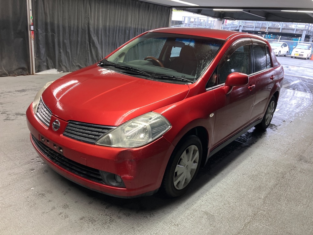 NISSAN TIIDA LATIO