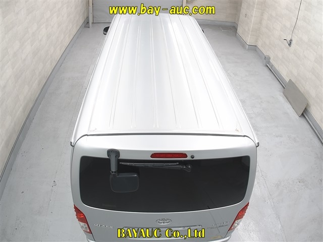 TOYOTA REGIUS ACE