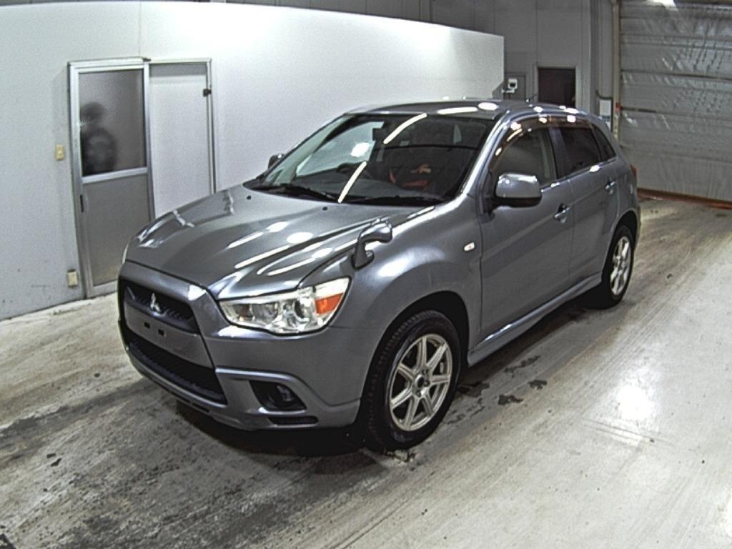 MITSUBISHI RVR