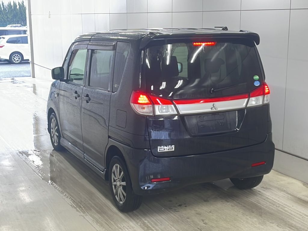 MITSUBISHI DELICA D:2