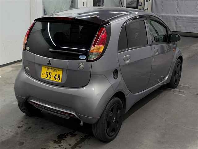 MITSUBISHI I