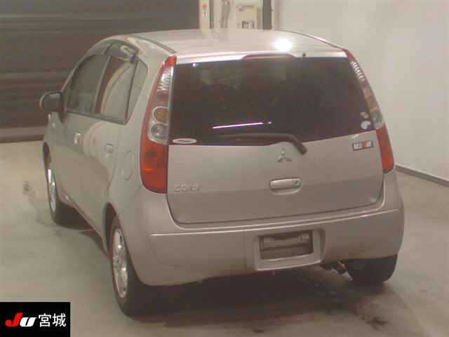 MITSUBISHI COLT