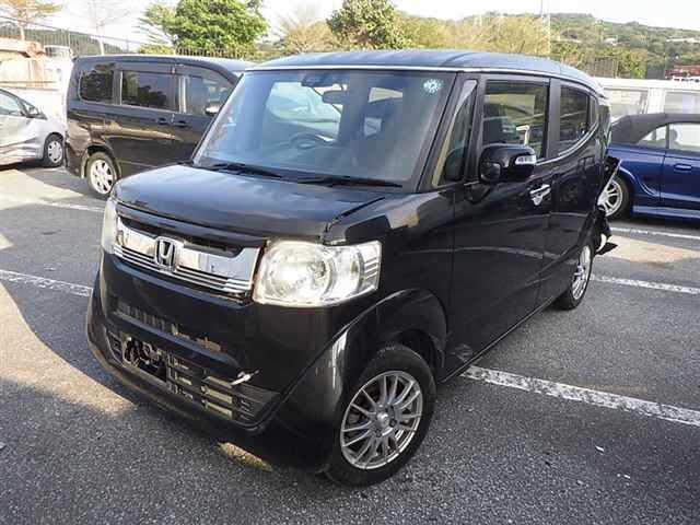HONDA N-BOX SLASH
