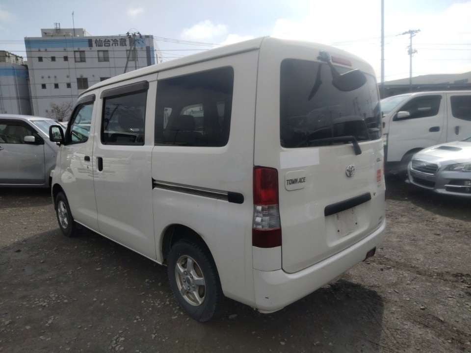 TOYOTA TOWN ACE