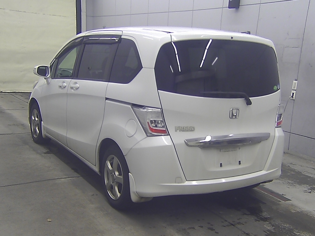 HONDA FREED