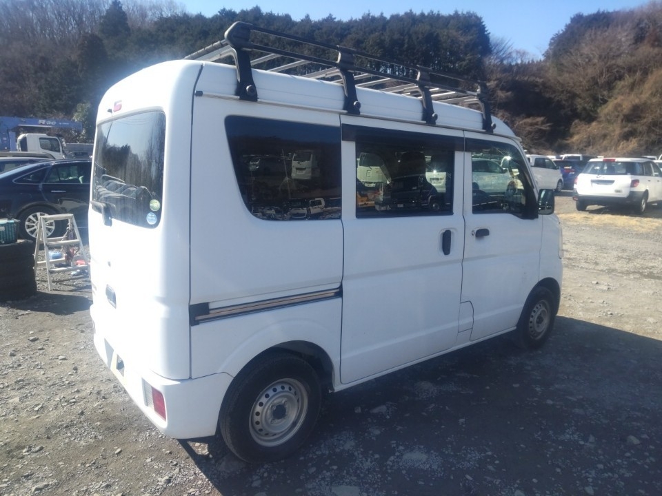 MITSUBISHI MINICAB