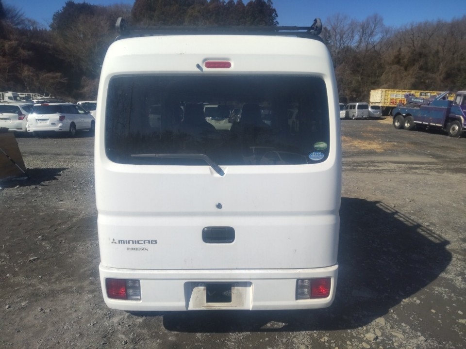 MITSUBISHI MINICAB