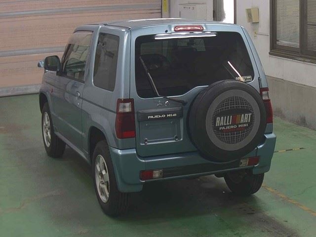 MITSUBISHI PAJERO MINI