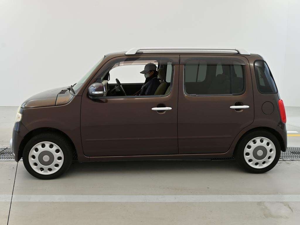 DAIHATSU MIRA COCOA