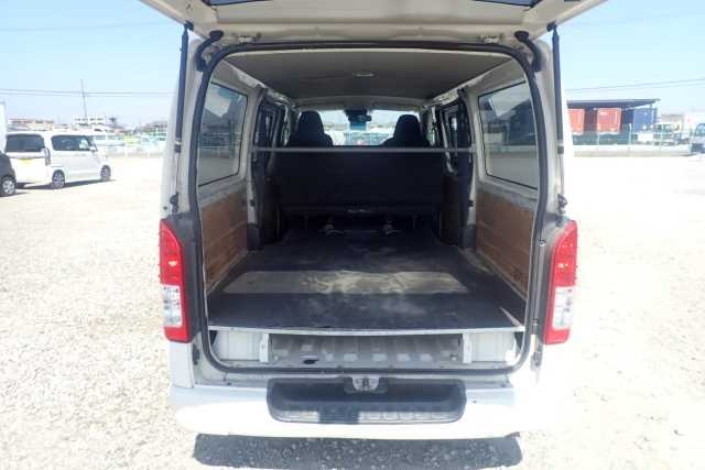 TOYOTA REGIUS ACE