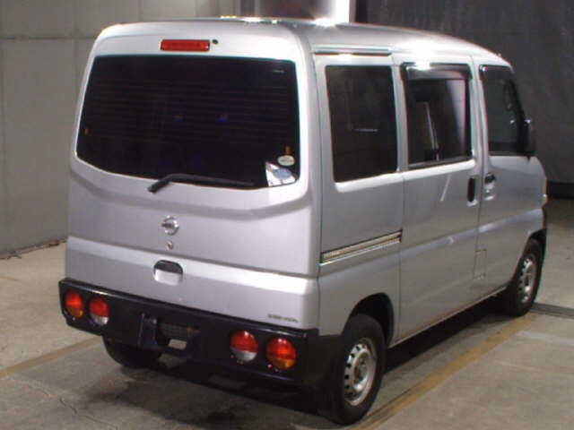 NISSAN CLIPPER