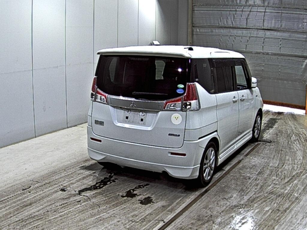 MITSUBISHI DELICA D:2