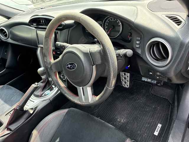 SUBARU BRZ