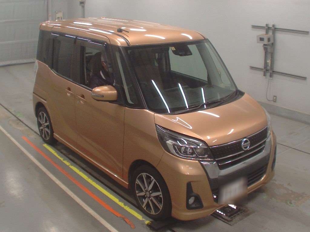 NISSAN DAYZ ROOX